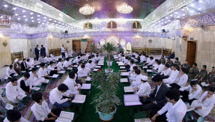 المجمع العلمي يقيم الختمة القرآنية الفصلية في مقام الإمام المهدي (عجل الله فرجه)