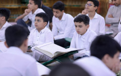 المجمع العلمي يقيم الختمة القرآنية الفصلية في مقام الإمام المهدي (عجل الله فرجه)