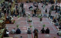 المَجمَع العلمي يُقيم ختمةً تعليميةً لزائري مرقد أبي الفضل العباس (عليه السلام)