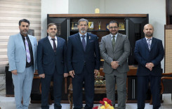 المجمَع العلميّ يبحث مع جامعة كربلاء سبل دعم المشروع القرآني في الجامعات