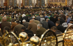 المجمع العلمي يختتم فعاليات الختمة المركزية في صحن مرقد أبي الفضل العباس (عليه السلام)