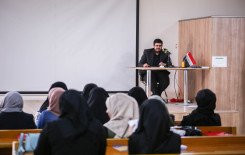 ضمن المشروع القرآني في الجامعات والمعاهد العراقية أقام معهد القرآن الكريم محاضرة قرآنية  في جامعة العميد  قدمها الأستاذ  علي البياتي